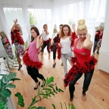 Exotic dance class a perfect warm up hen do activity before your hen party - Exotic Dance Class